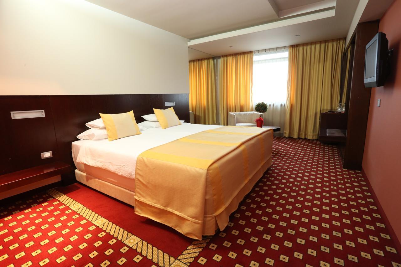 Hotel 체니카 외부 사진