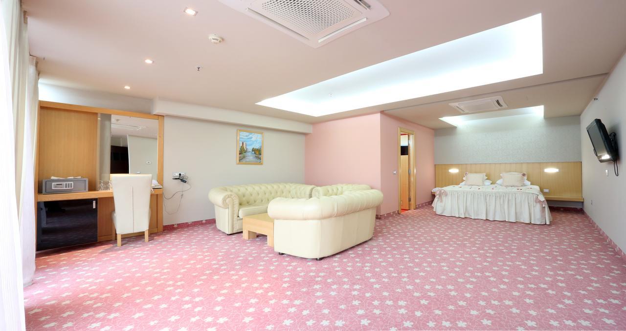 Hotel 체니카 객실 사진